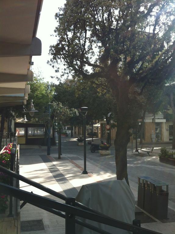 Hotel Gabbiano Porto San Giorgio Ngoại thất bức ảnh