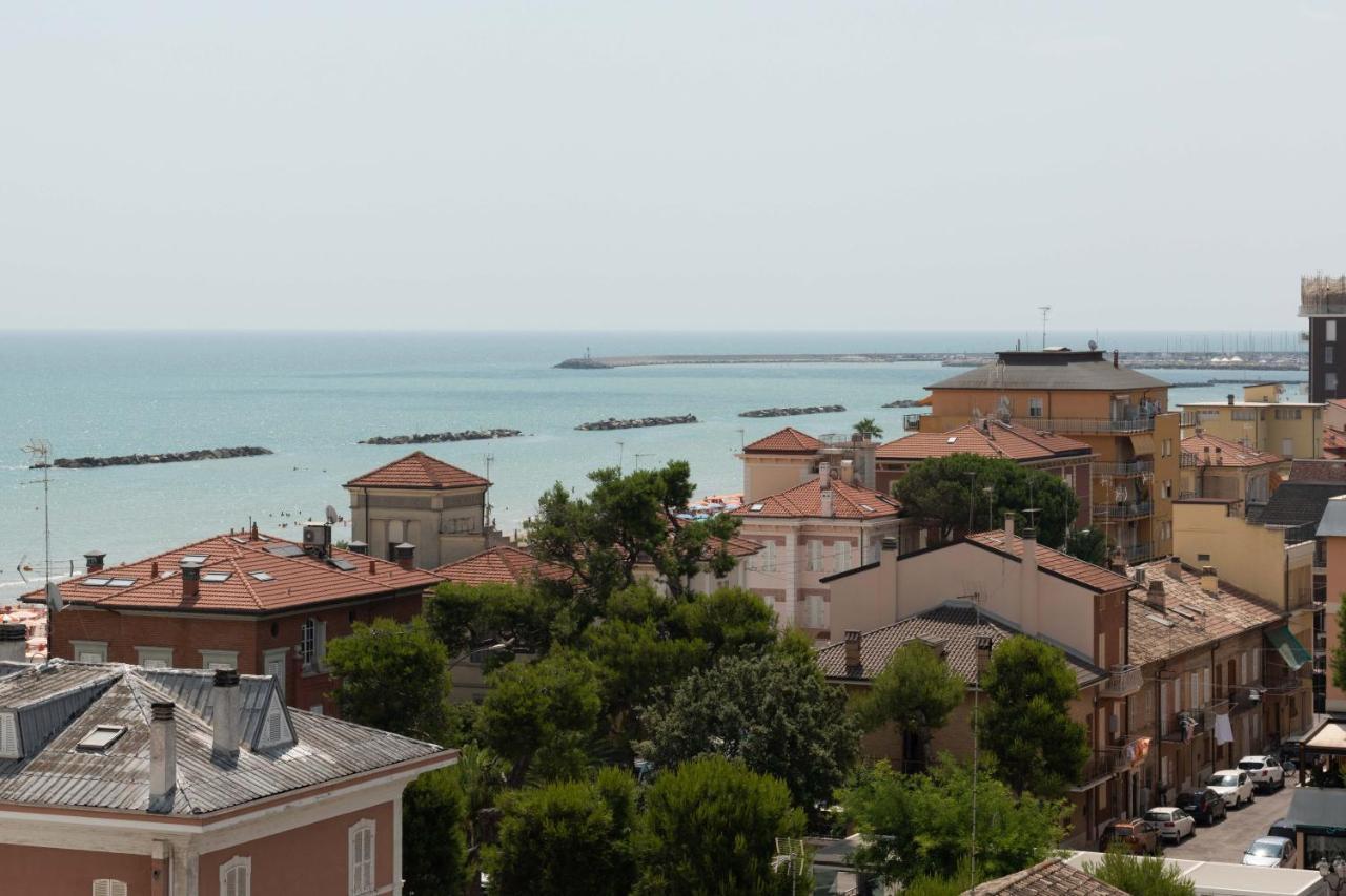 Hotel Gabbiano Porto San Giorgio Ngoại thất bức ảnh